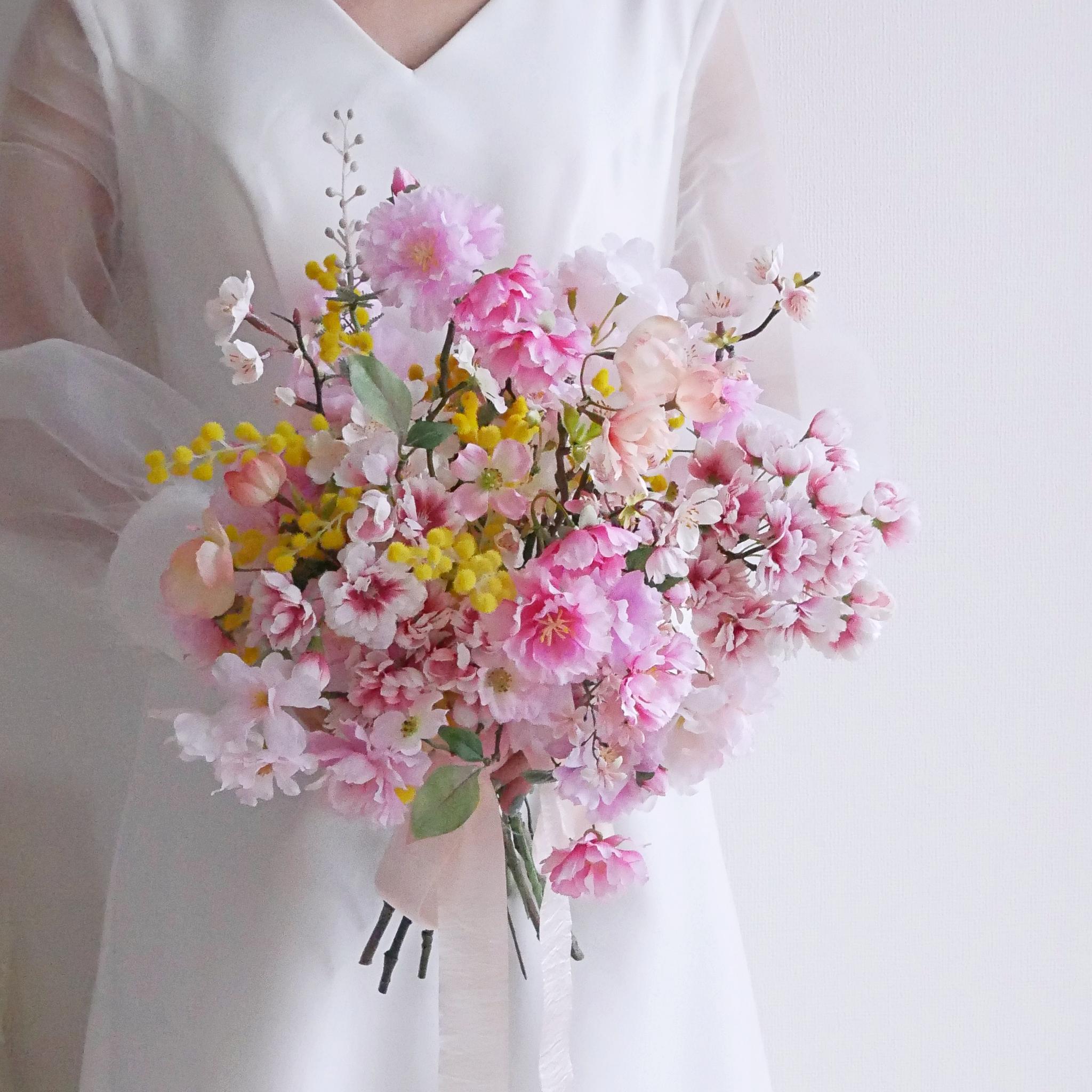 春爛漫♪5種の桜とミモザのナチュラルクラッチブーケ【和装＆ドレスOK】