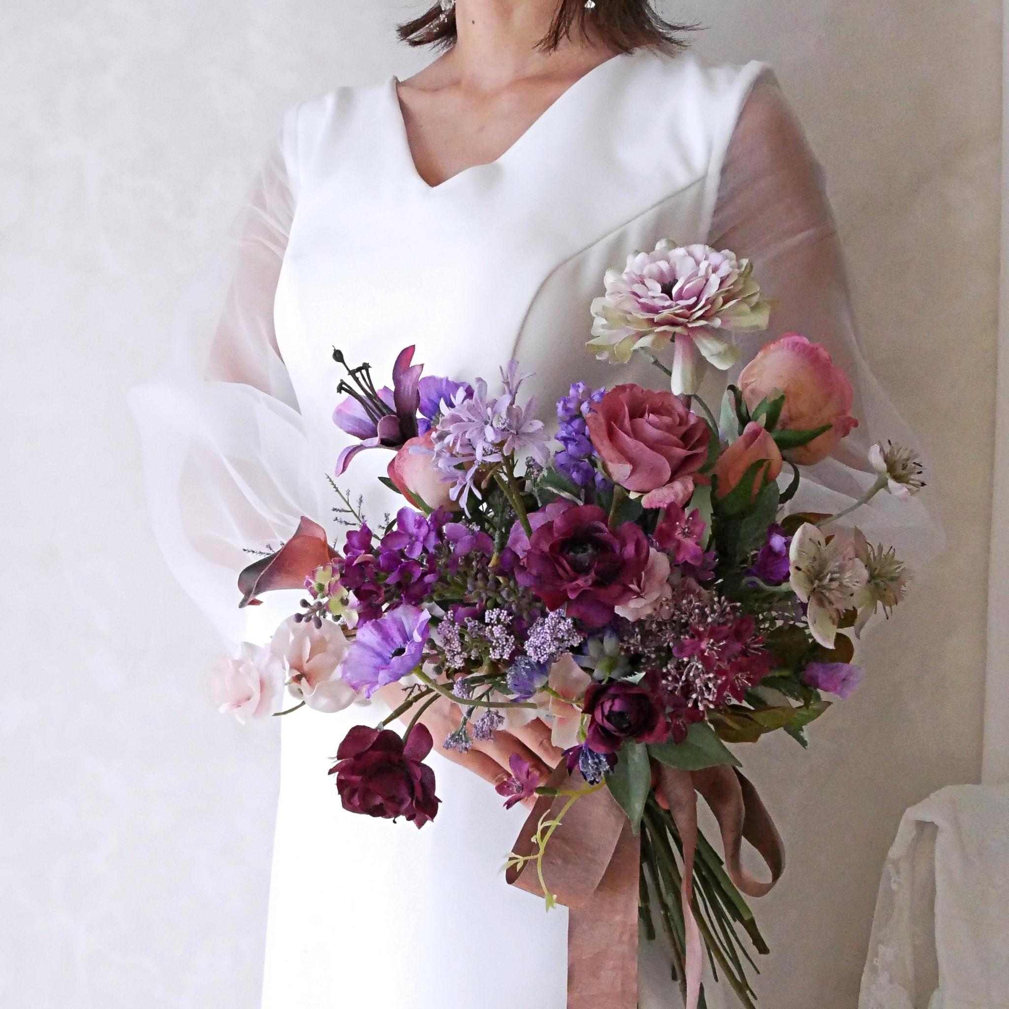 6種のバラとライラックのクラシックブーケ｜造花ウェディング｜深みパープル×モーブ｜和装・秋冬婚に